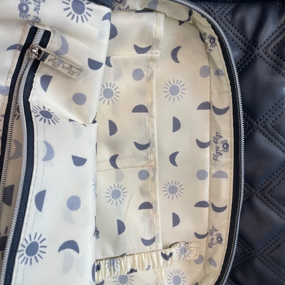 Itzy Ritzy Boss Plus Moonstone - Picture 3 of 10